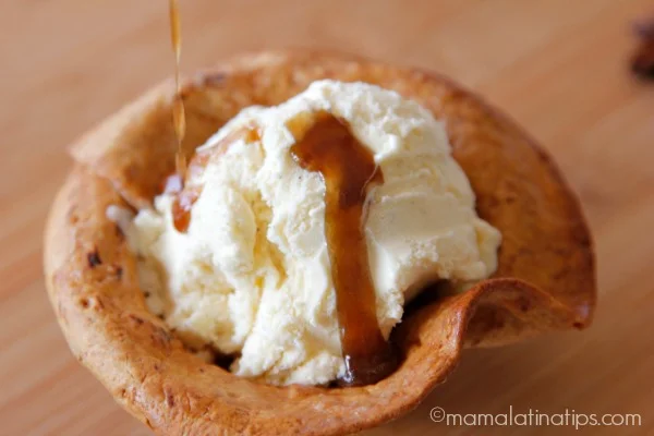 bunuelo-ice-crem-basket-syrup-mamalatinatips-600