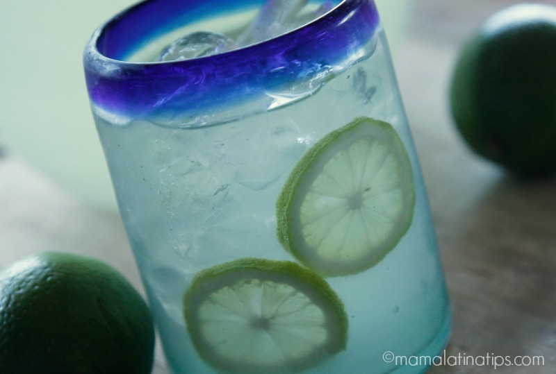 Agua Fresca de Limón • Mama Latina Tips