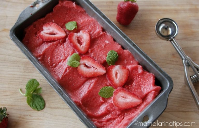 Strawberry Ginger Sorbet • Mama Latina Tips 2781