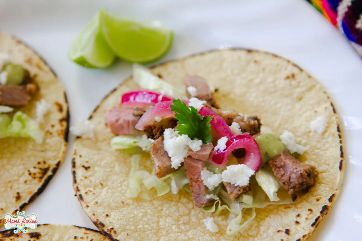 Tacos de Empuje de Res (Tri-Tip) • Mama Latina Tips